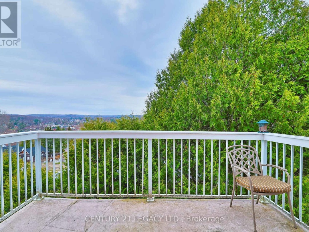 23 LANSDOWNE STREET W, 