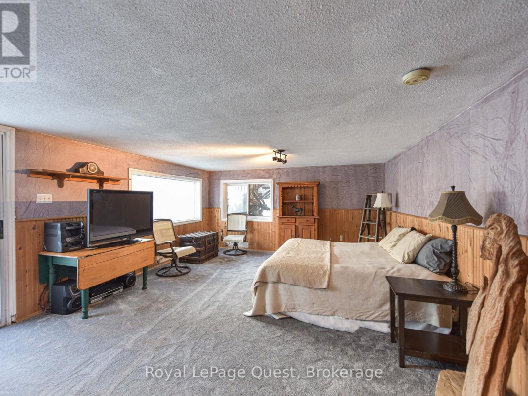 3012 Moynes Road, Severn Lake