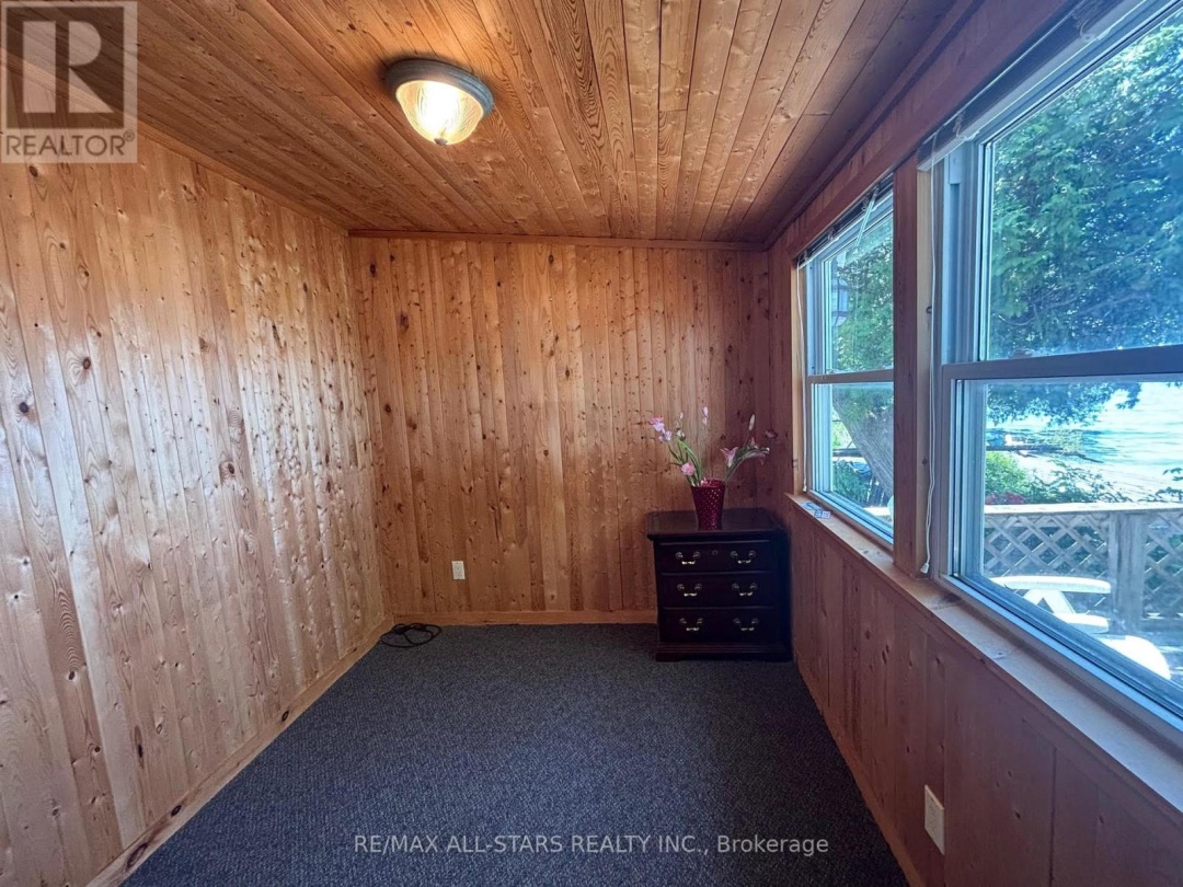 2644 LAKESHORE DRIVE, 