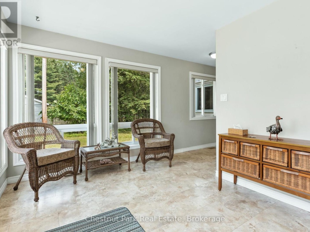 1054 GREEN LAKE ROAD, Gull River