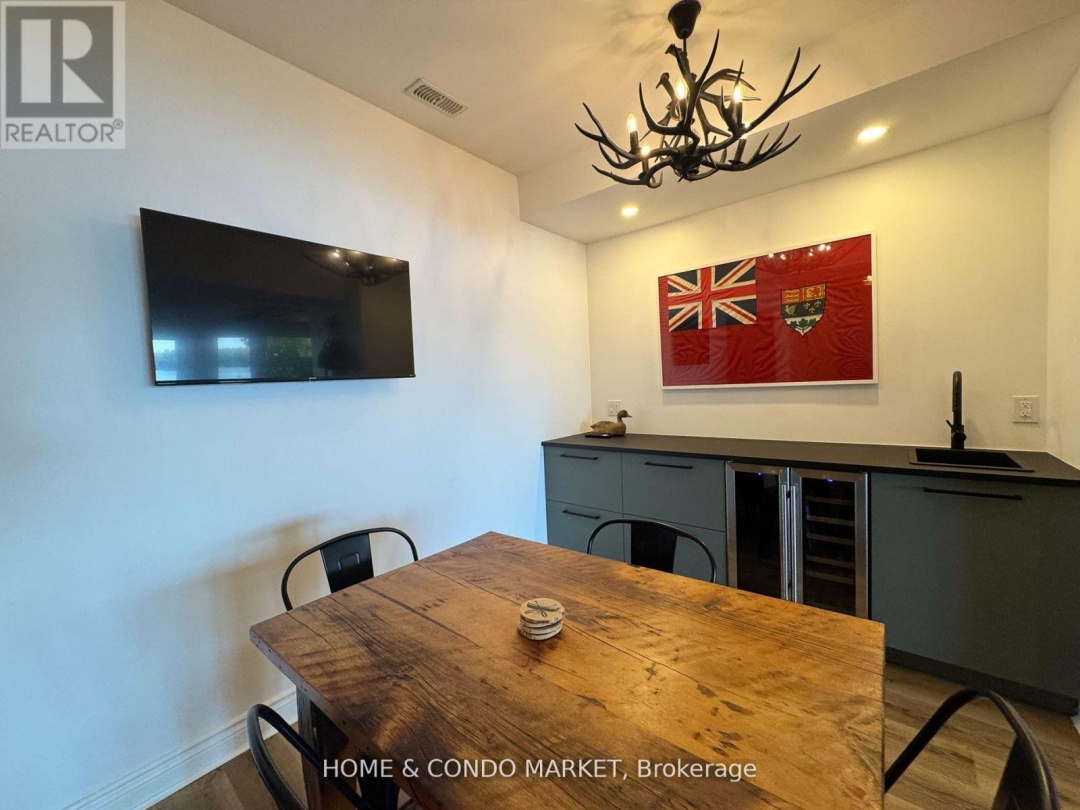14 CHARLES AVENUE, Manitouwabing Lake