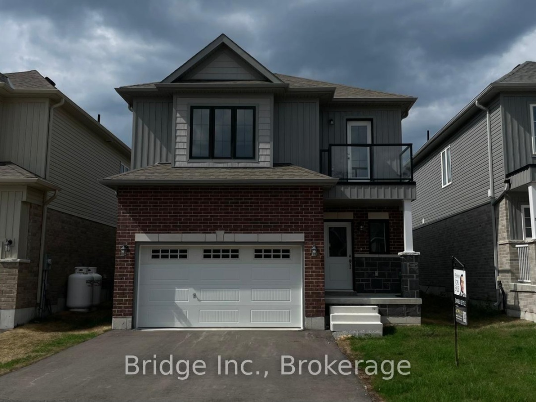 12 HILLCROFT WAY, 
