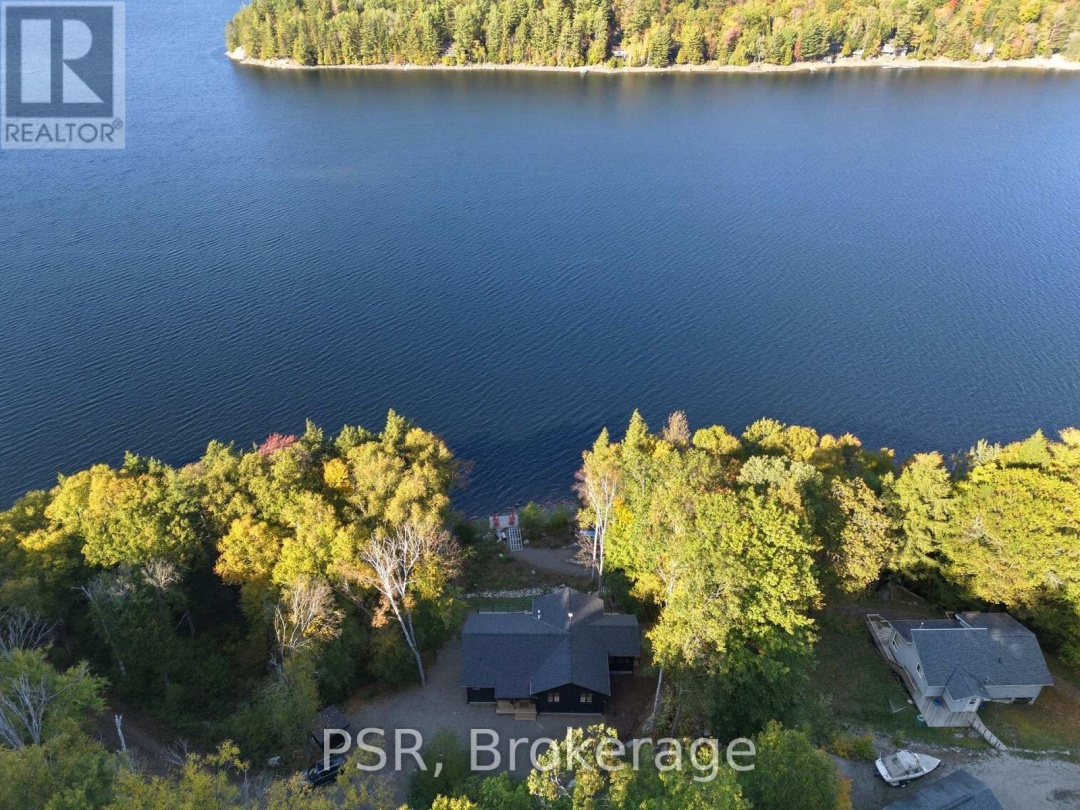 1399 BAYBREEZE LANE, 