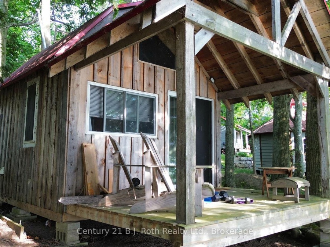 1018 HERON ISLAND, 