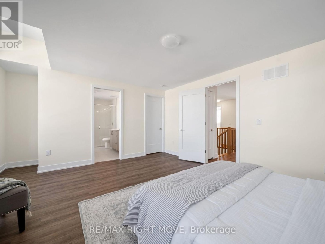 3194 ORION BOULEVARD, 