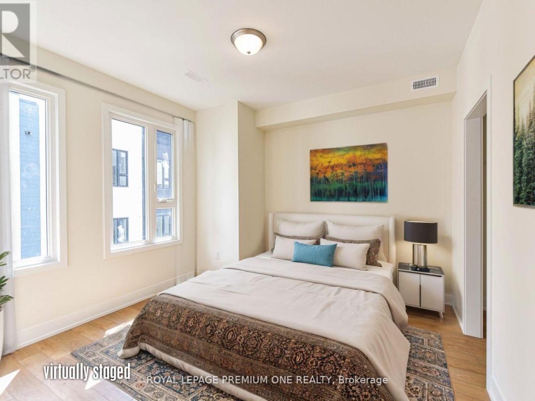 12 MARINER'S PIER WAY, 