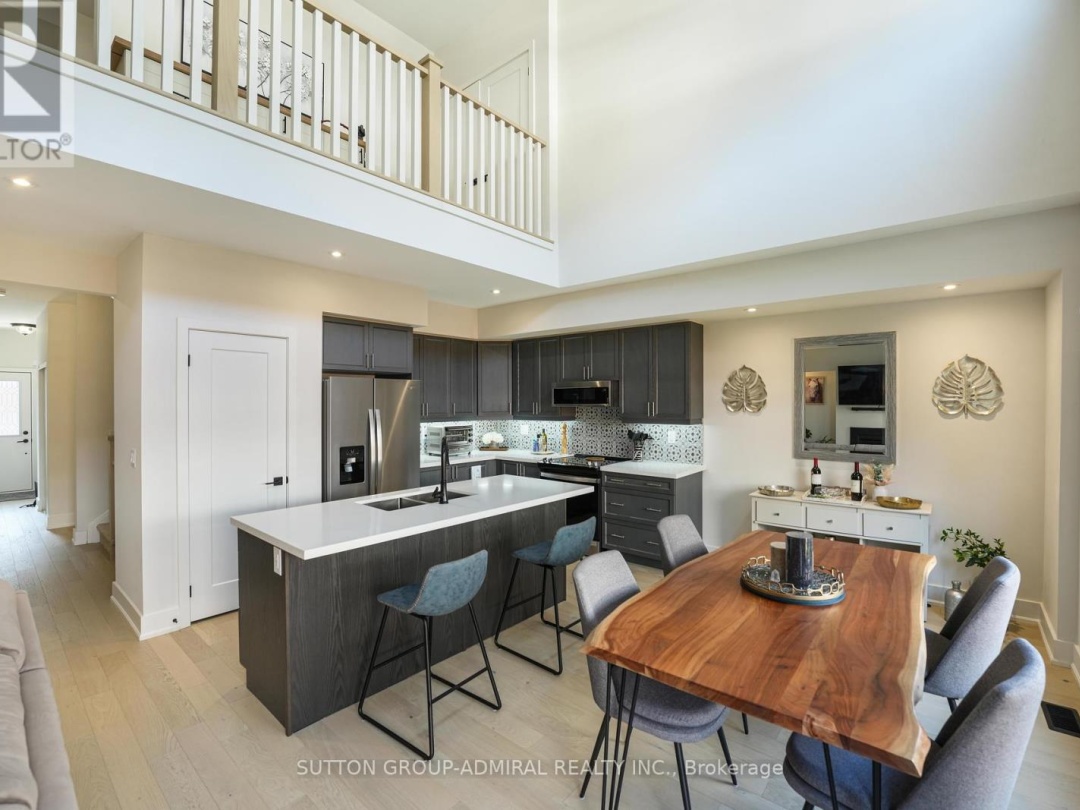 42 Ruby Crescent, Lake Simcoe