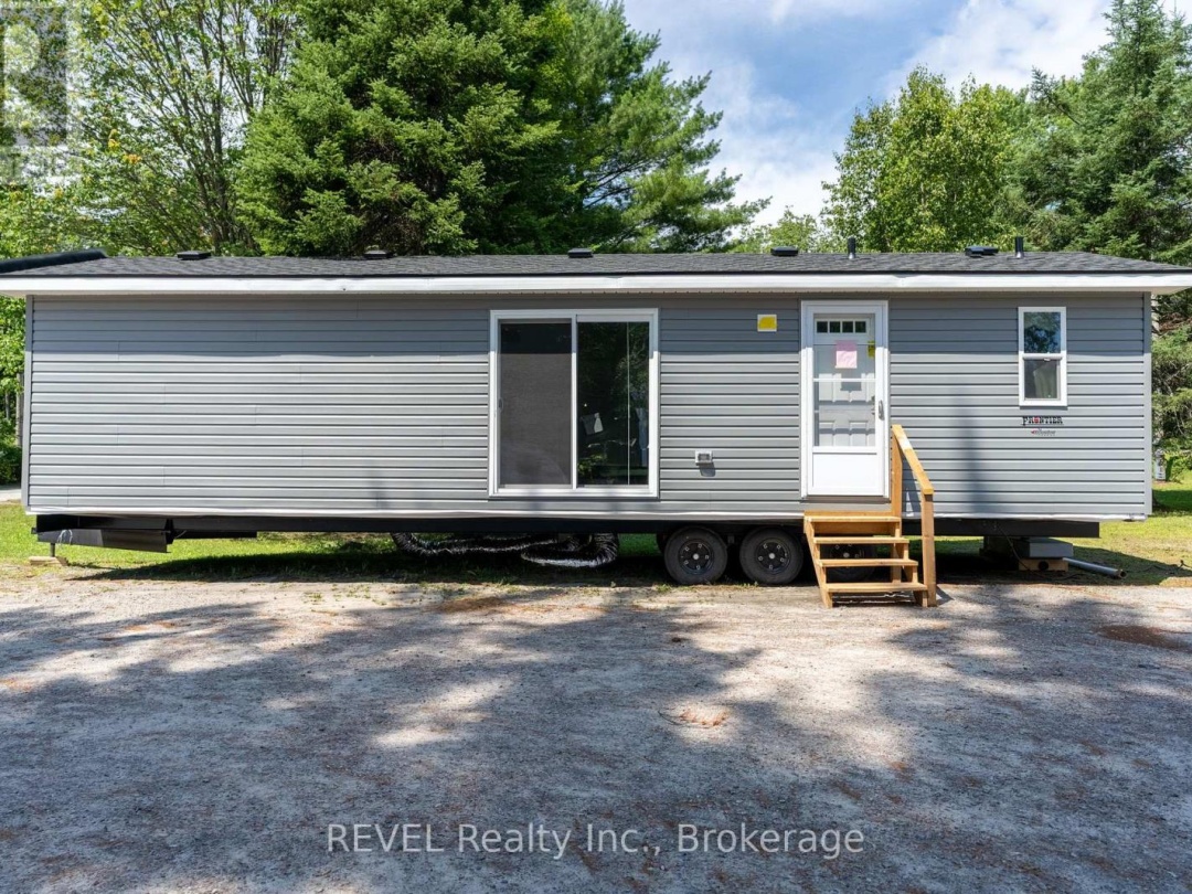 B56 - 85 HUTCHINSON BEACH ROAD, 