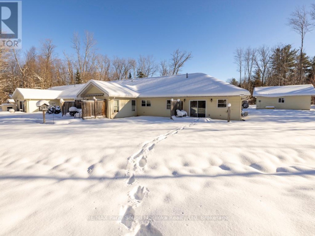 17 - 25 SEGUIN PLACE, 