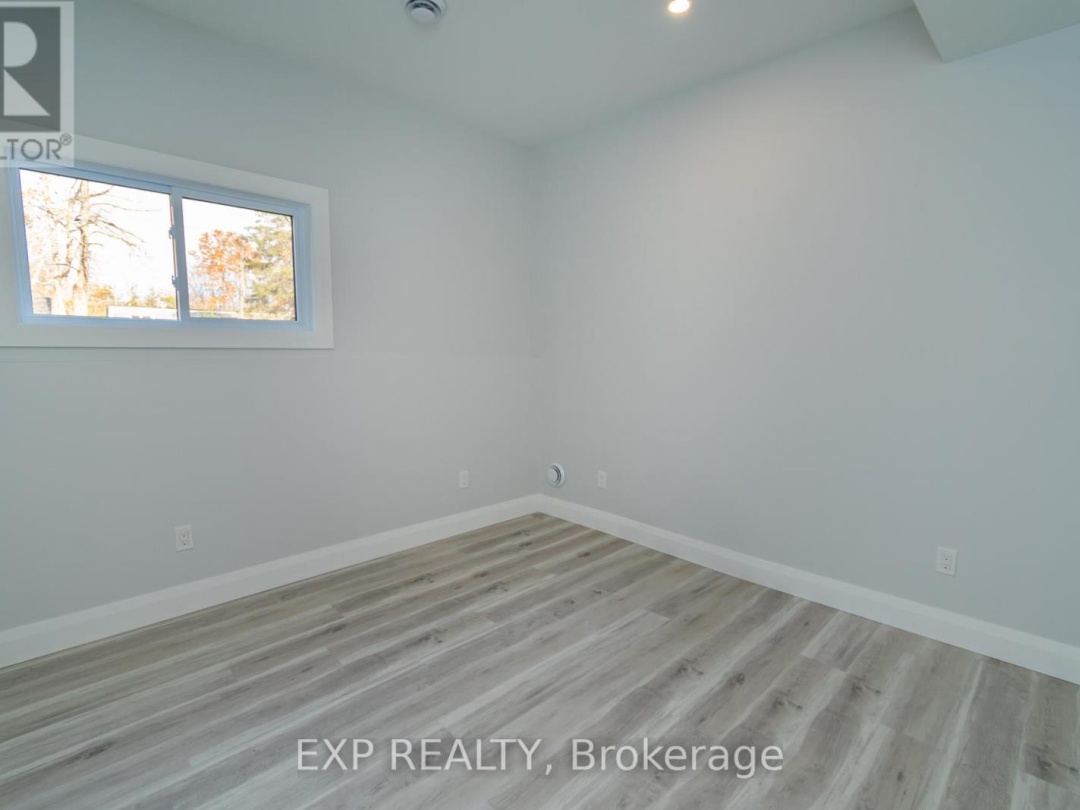 39 BECKETTS SIDE ROAD, 