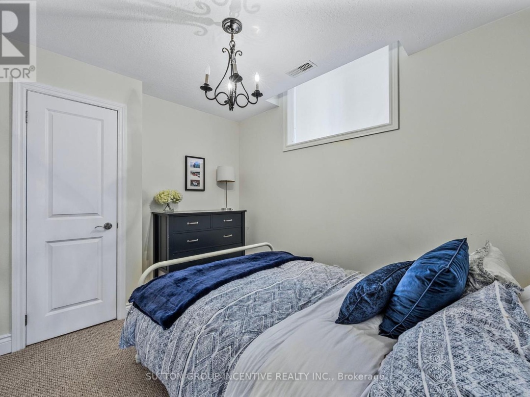 29 - 5 INVERMARA COURT, 