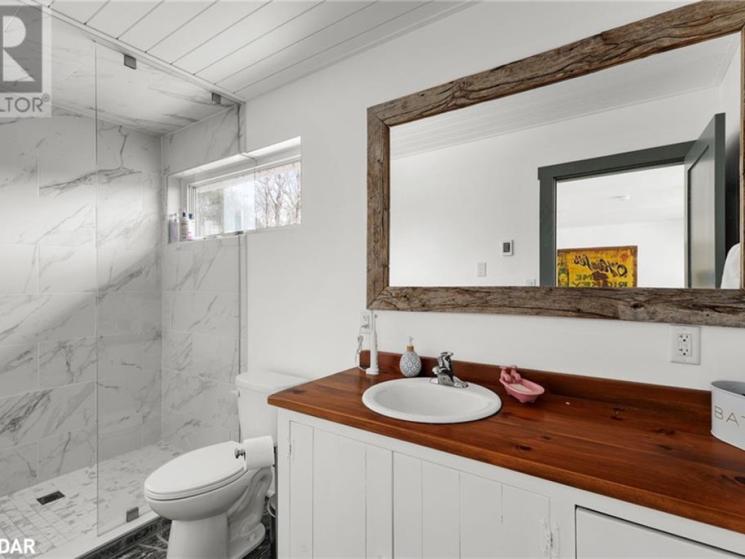 1331 South Monck Drive, Blanchard Lake