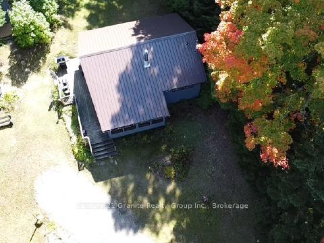 1052 KENSINGTON ROAD, 