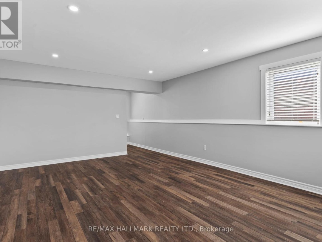 13 Pinetree Court, Simcoe Lake