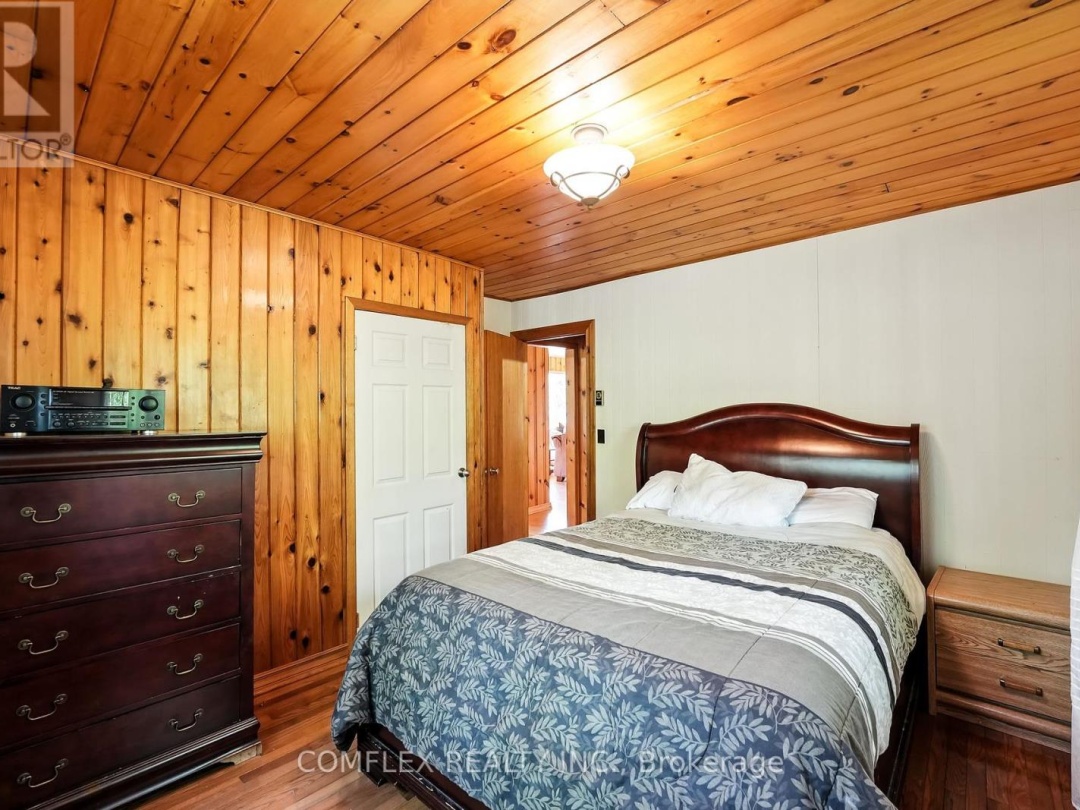 633 GRAND ISLAND, 