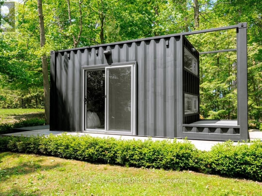 45 IVY LANE, 