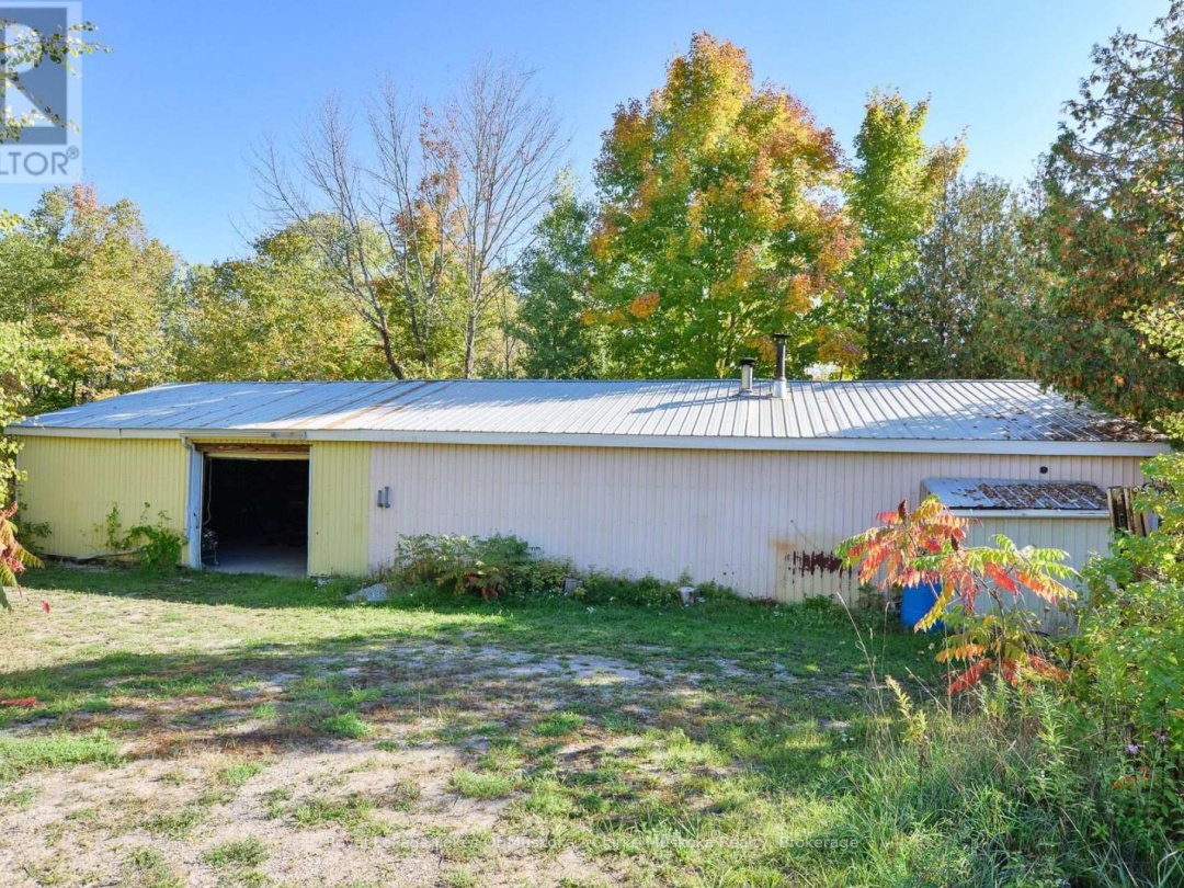 1085 R NELSON ROAD, 