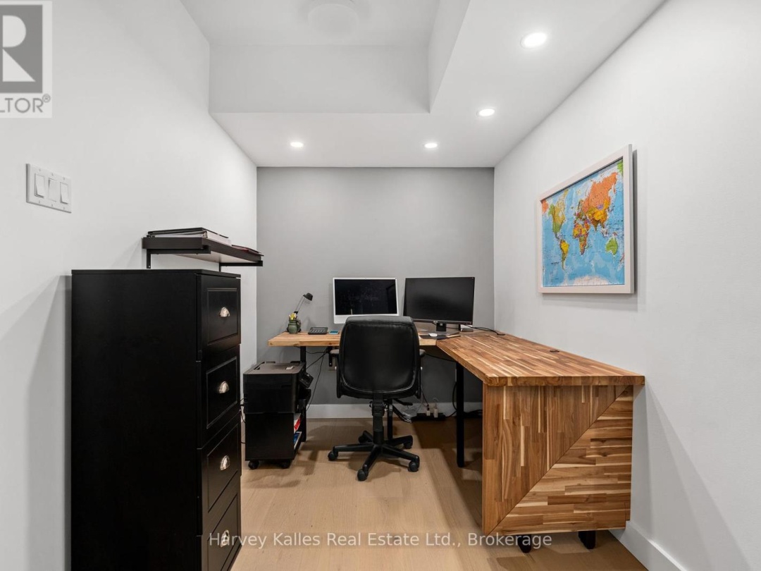 5 BLUE BIRCH LANE, 