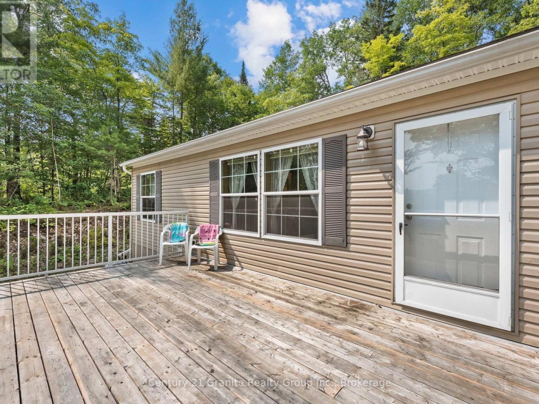 2275 KENNISIS LAKE ROAD, 