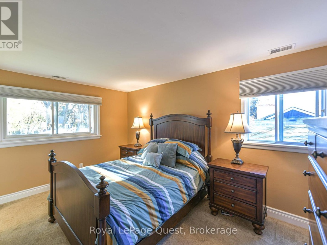 338 OLD MUSKOKA ROAD, 