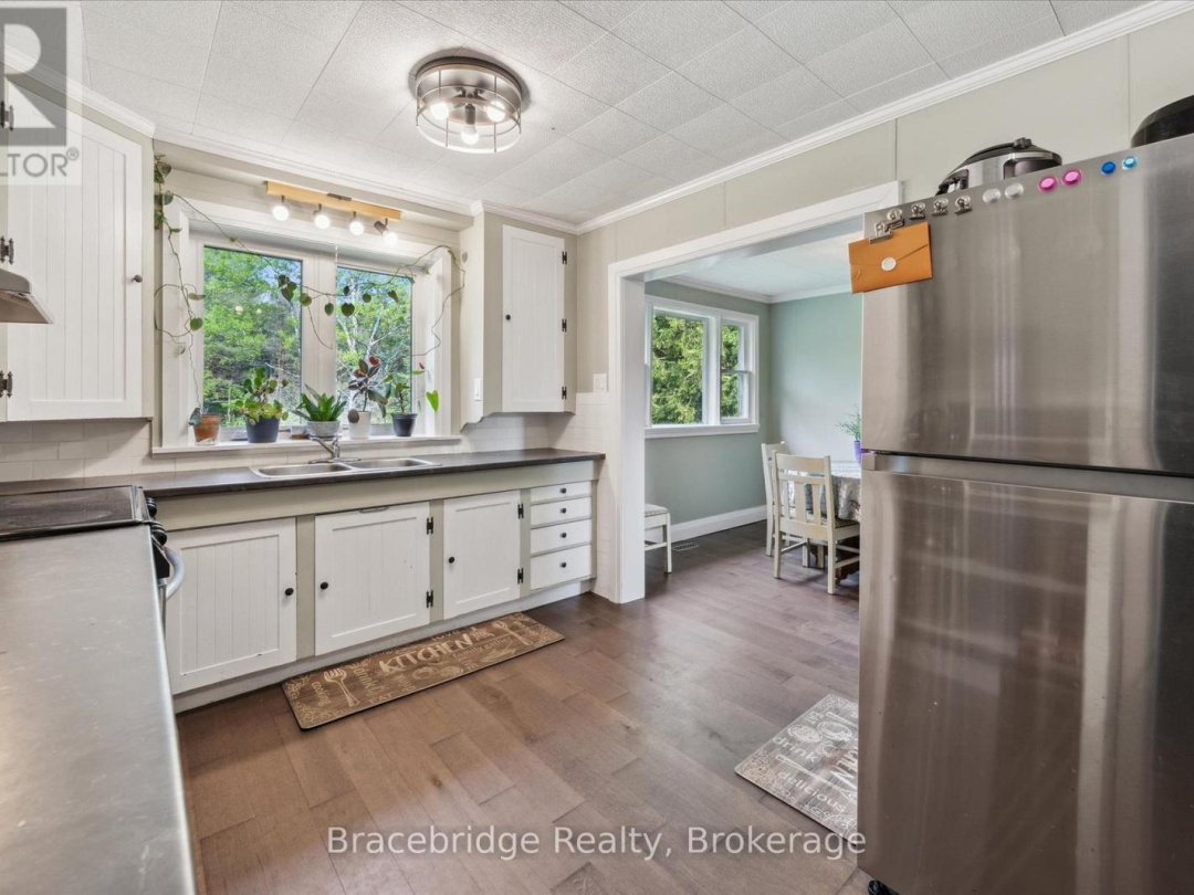 1151 BEATRICE TWN LINE, 