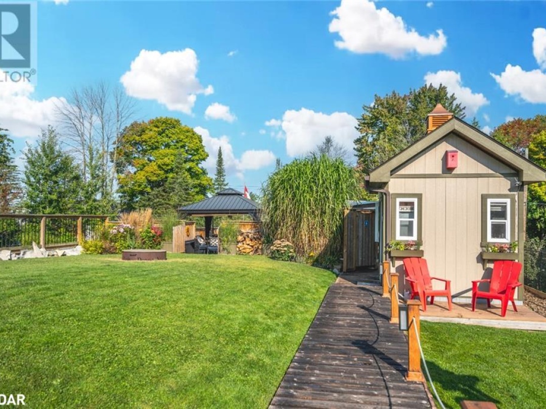 99 King Road, Waubaushene