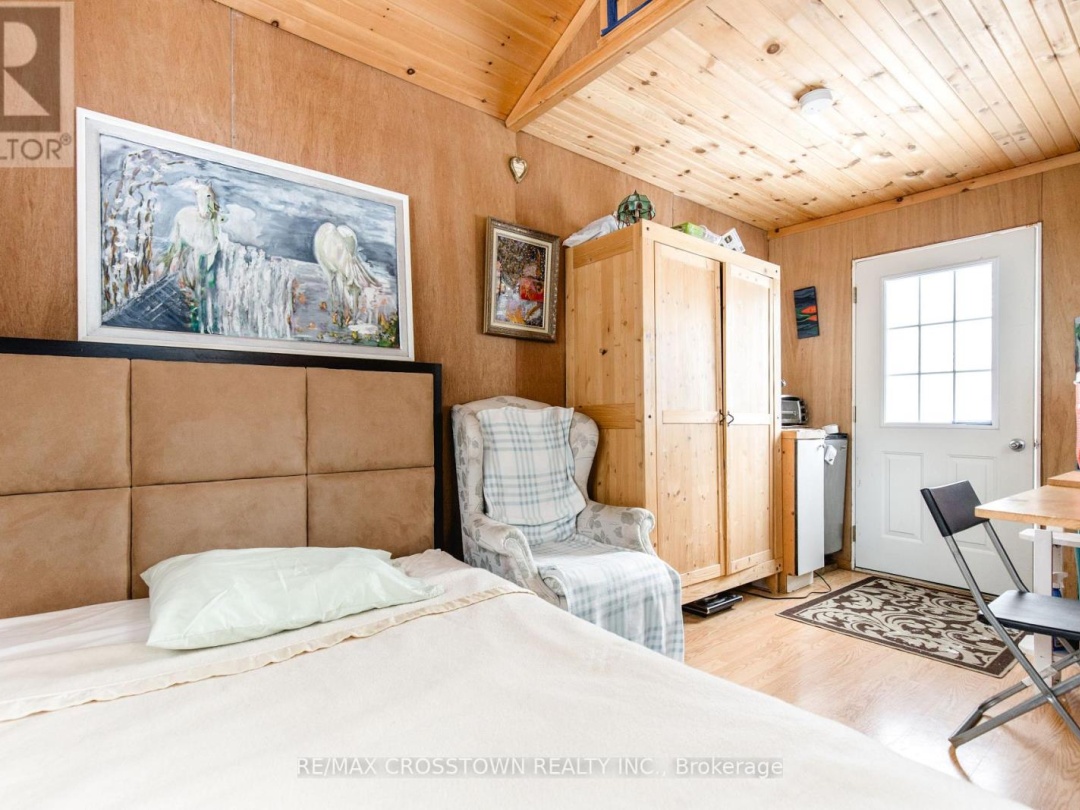 24890 Thorah Park Boulevard, Simcoe Lake