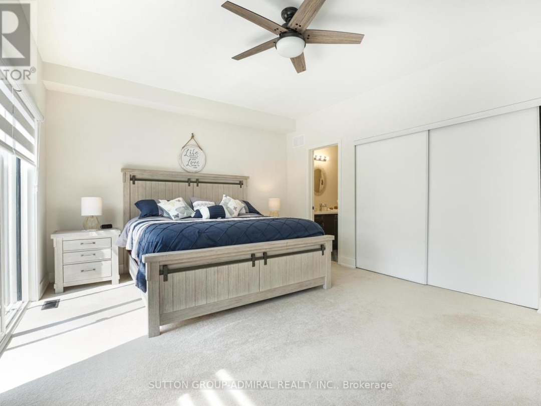 42 Ruby Crescent, Lake Simcoe