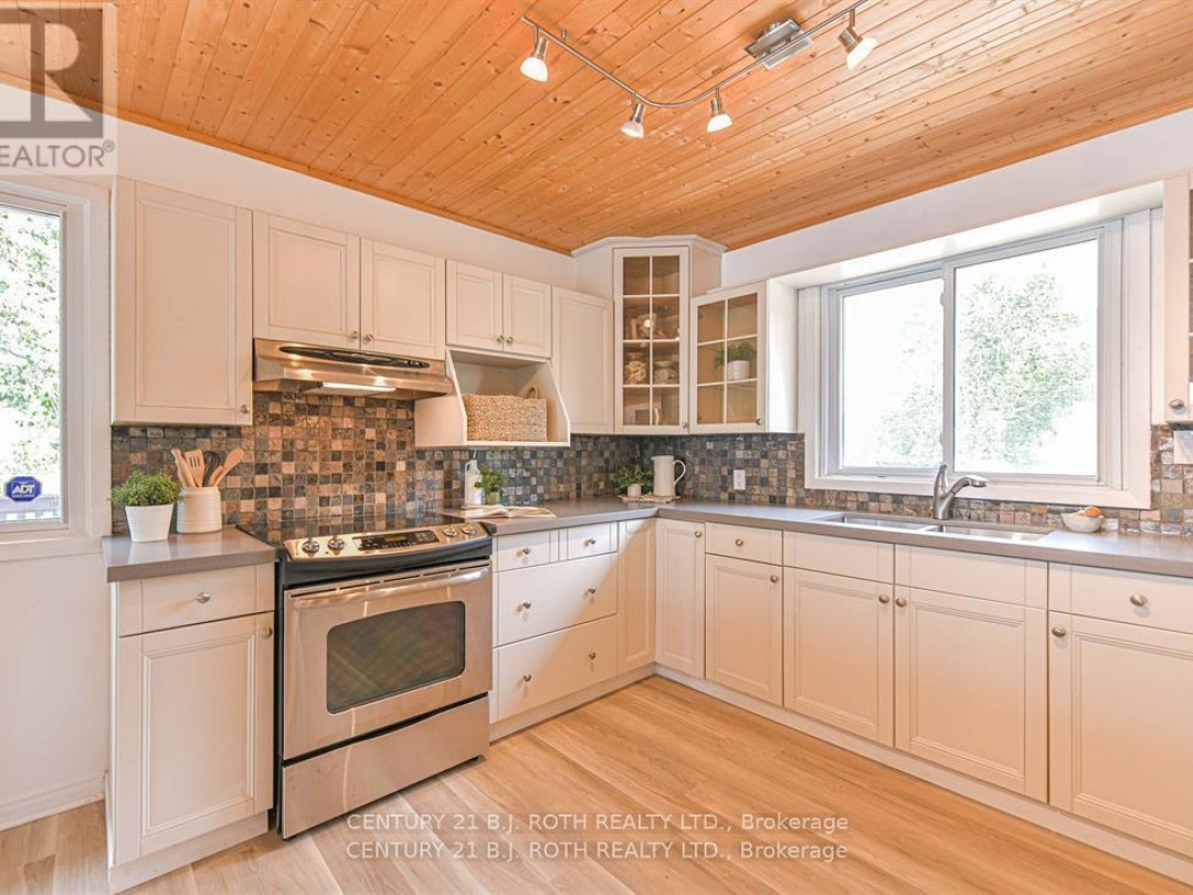 71 CAMPBELL BEACH ROAD, 