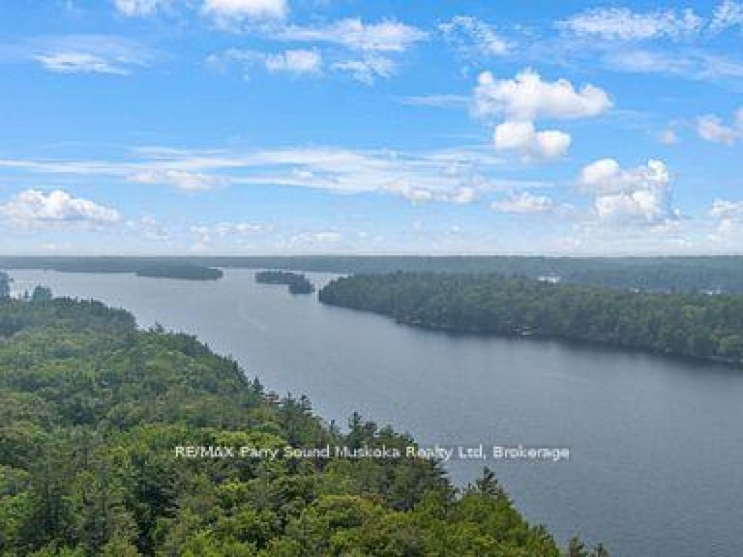 124 HEALEY LAKE WATER, Healey Lake