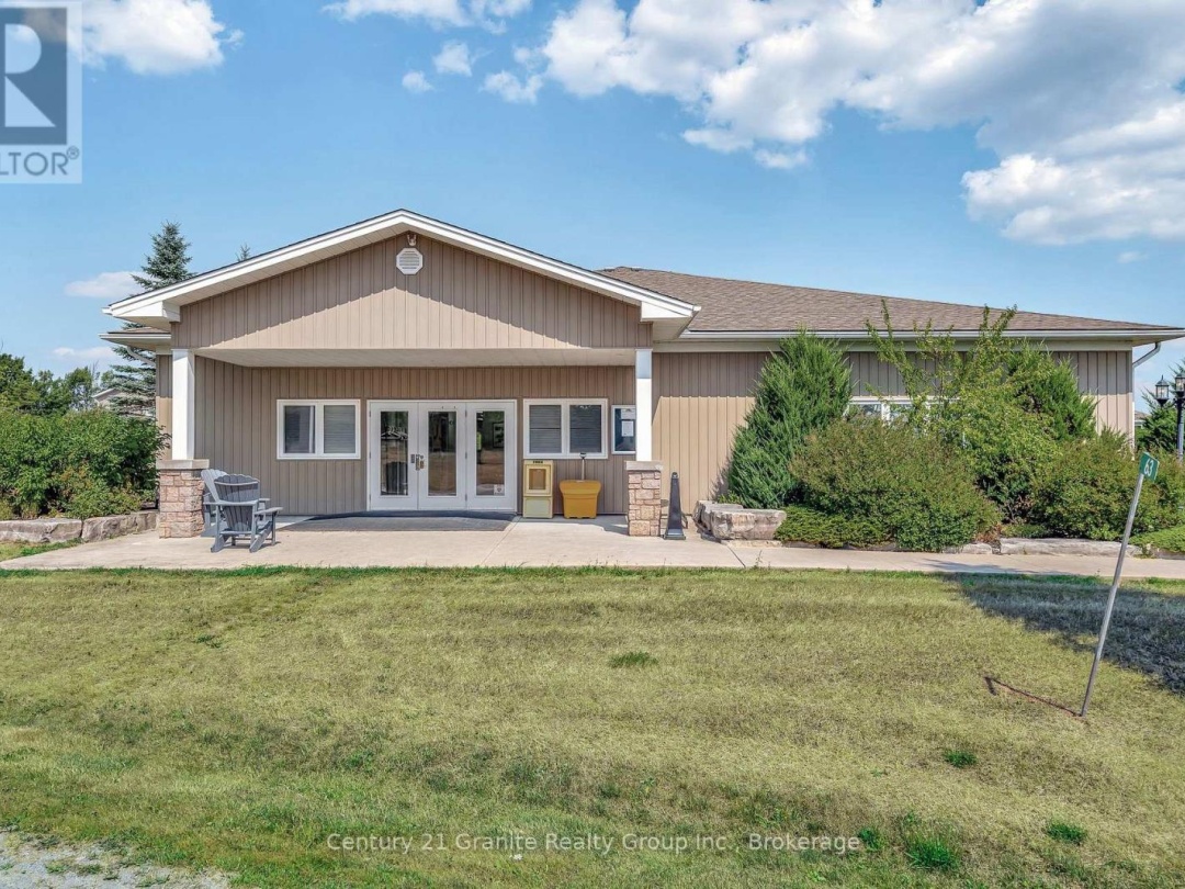 58 CREEKSIDE CIRCLE, 