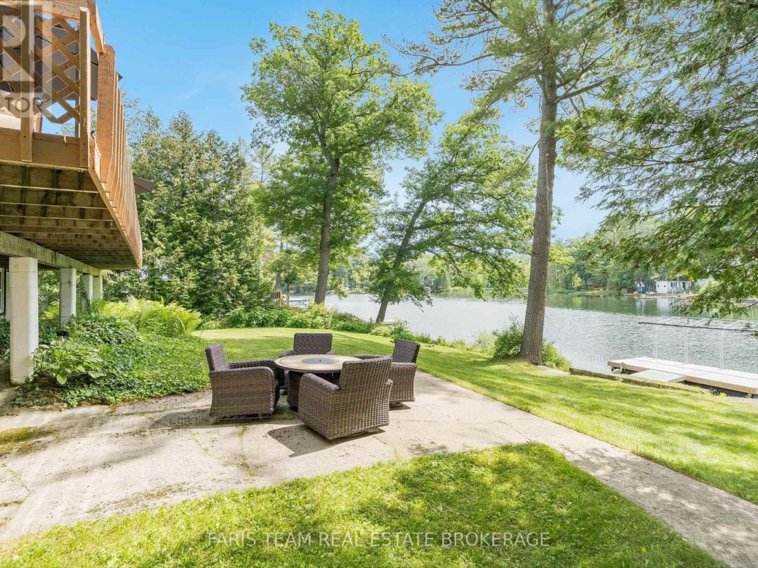 7817 OAKRIDGE DRIVE, 