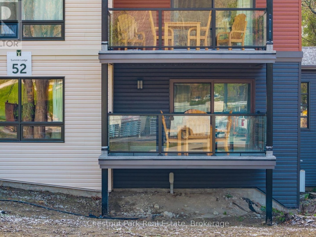 52 107 1235 Deerhurst Drive, Peninsula Lake