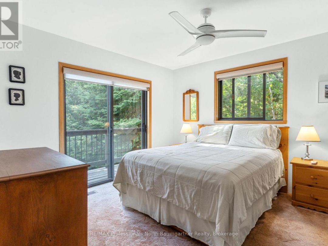 1976 REDKENN ROAD, 