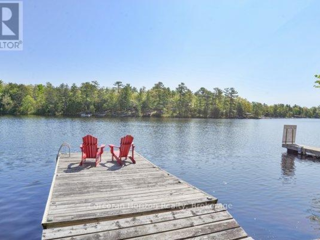 1320 ISLAND 360 ISLAND, 
