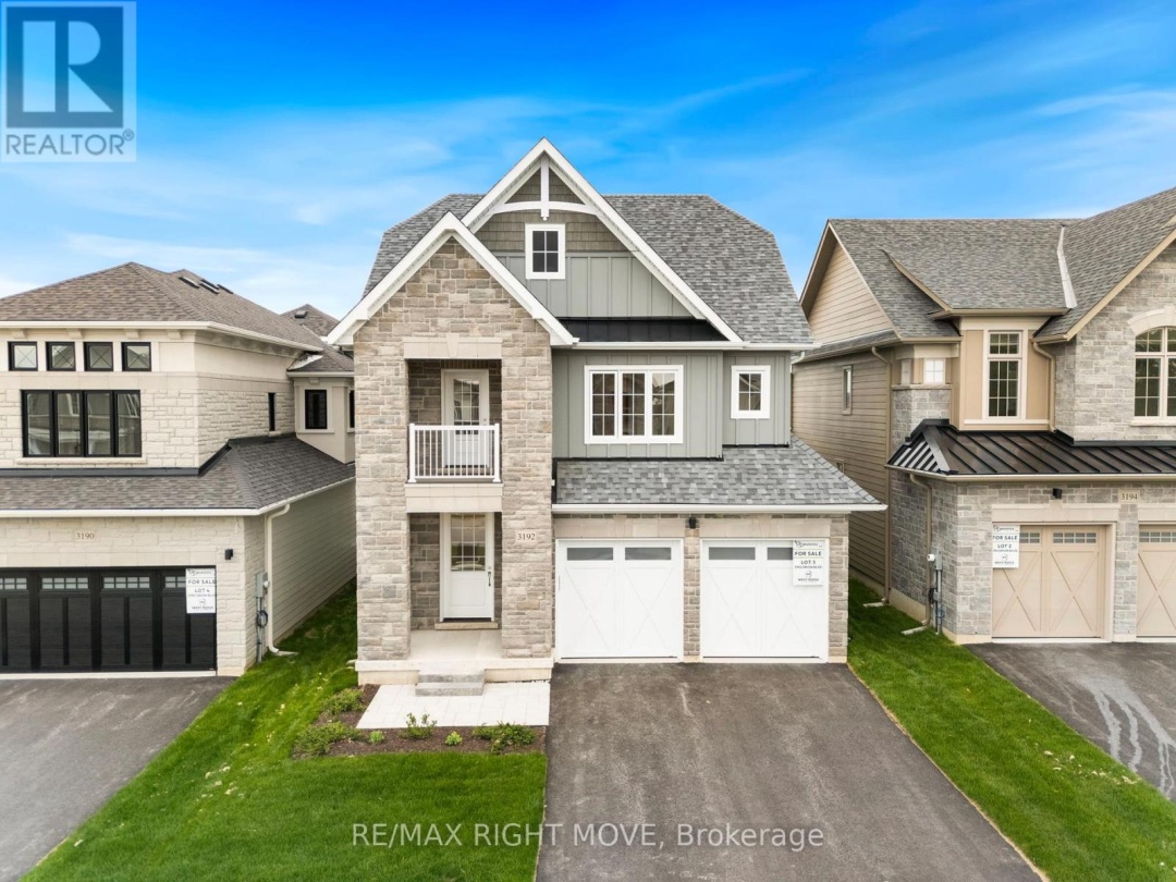3192 Orion Boulevard, Orillia