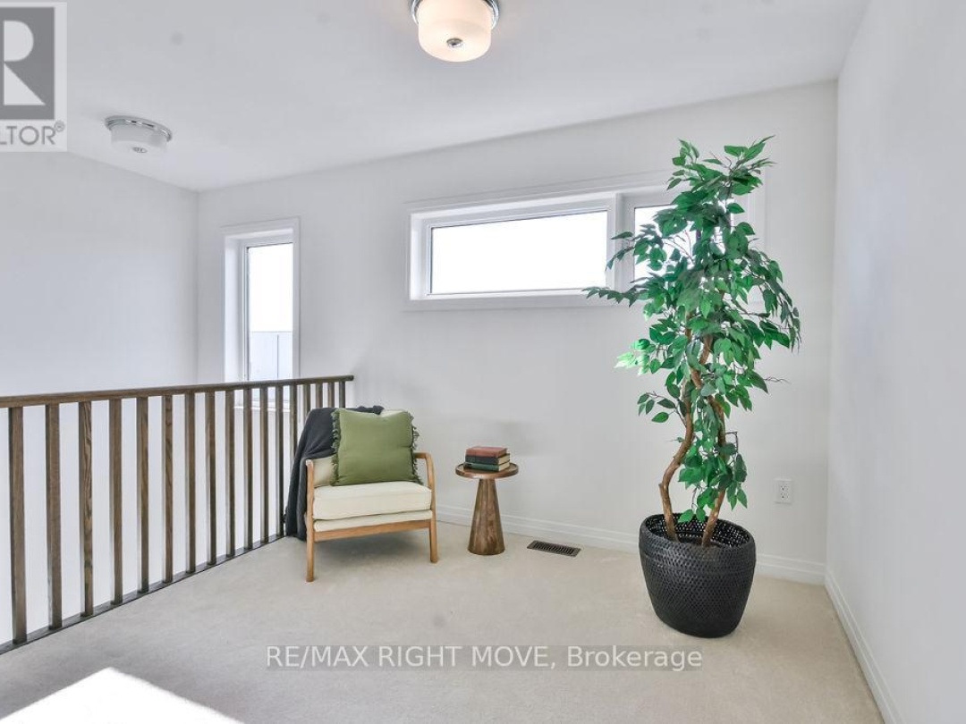 3721 QUAYSIDE DRIVE, 