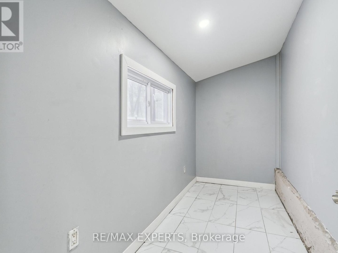 282 Gill Street, Orillia