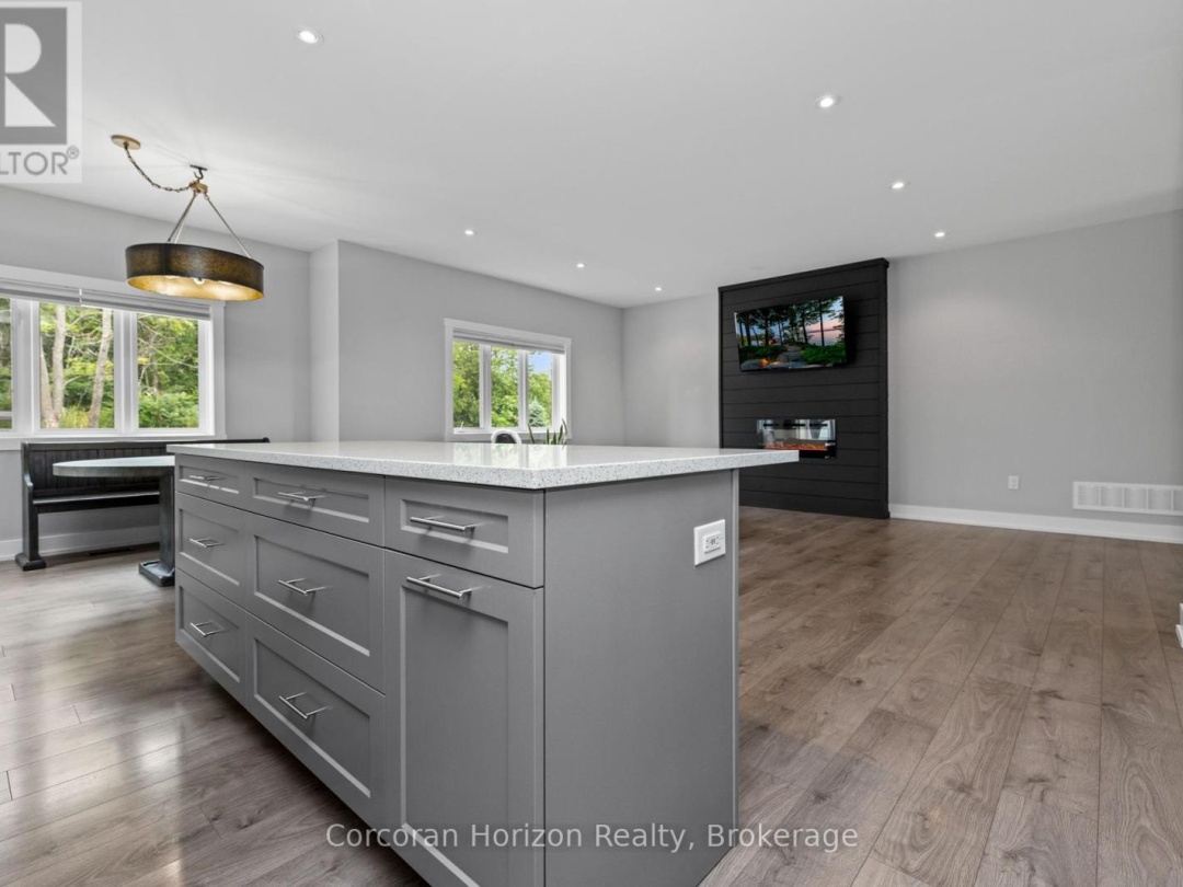 12 REIDS RIDGE, 