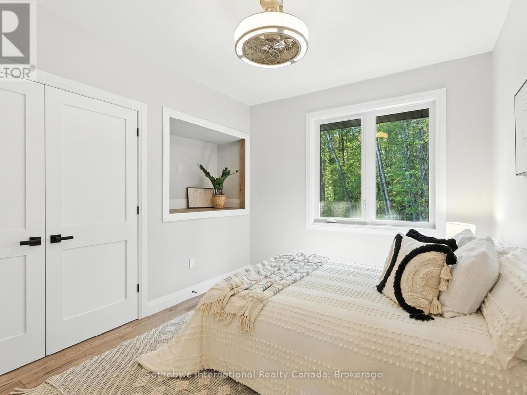 1064 LAIDLAW AVENUE, 
