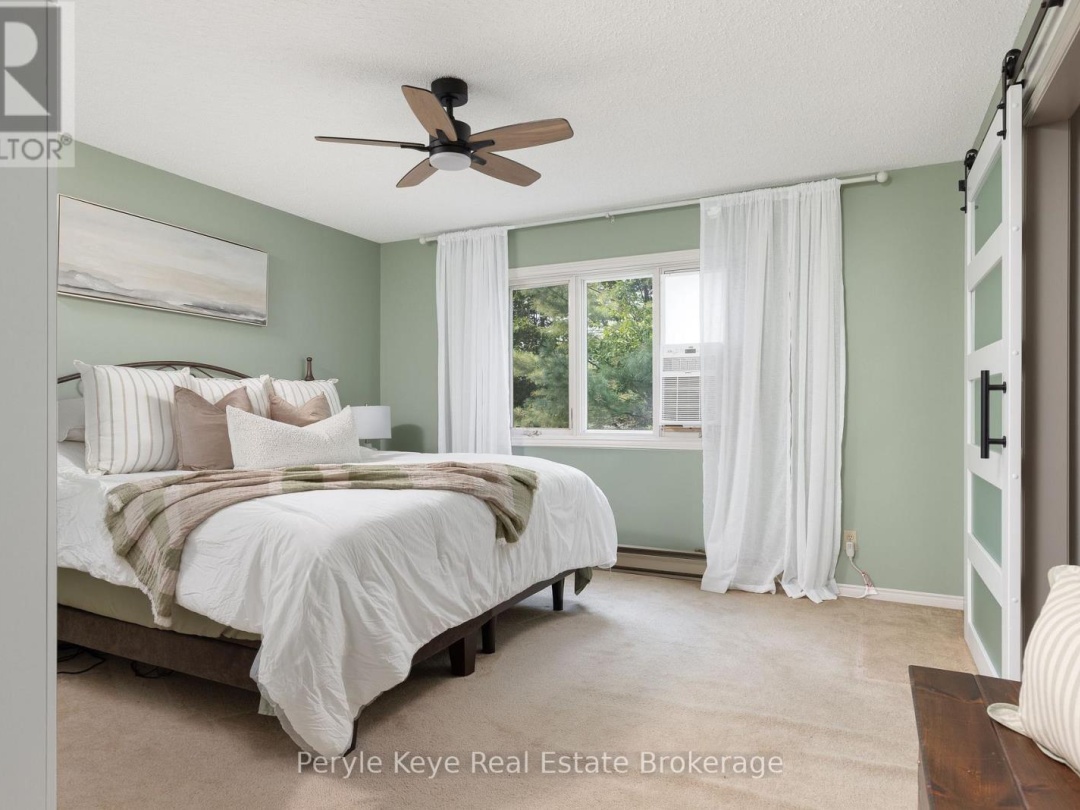 8 SHAW CRESCENT, 