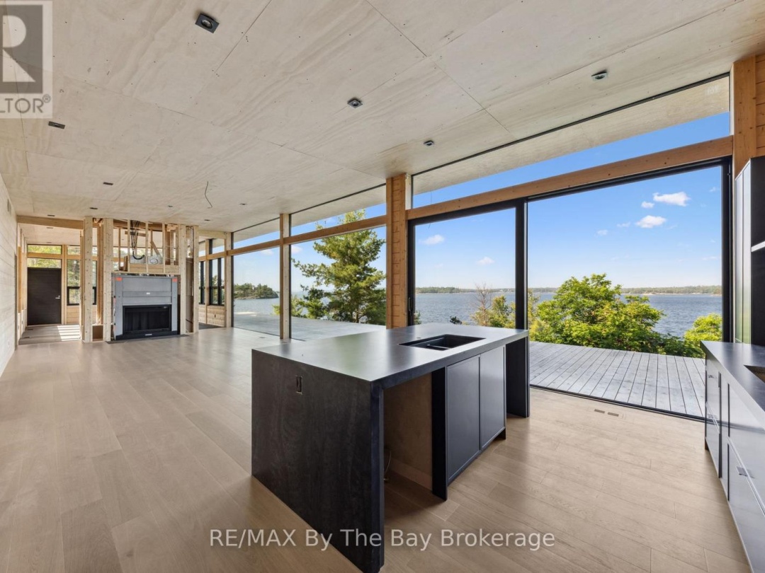 11324 ISLAND 1810/BONE ISLAND, 