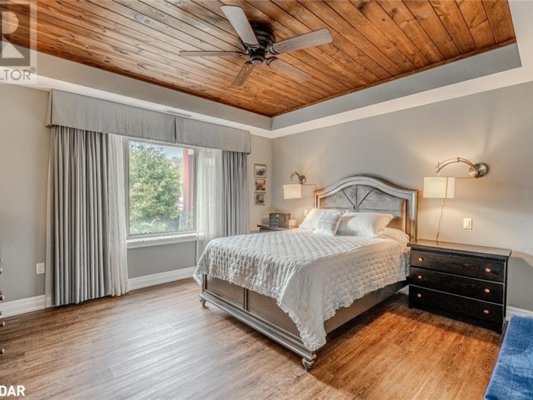130 STEAMSHIP BAY Road Unit# 207, 