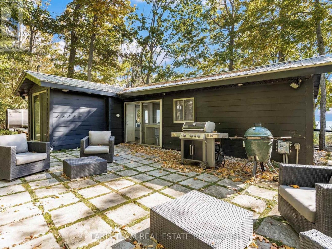 45 IVY LANE, 