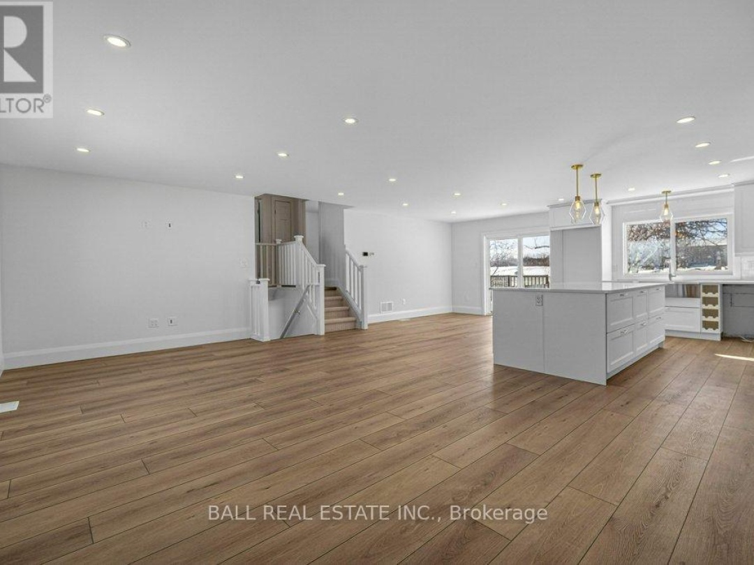 73 LAKEVIEW CRESCENT, Pigeon Lake