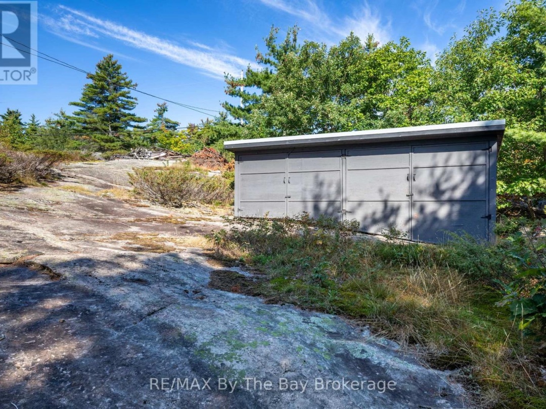 18152 GEORGIAN BAY SHORE, 