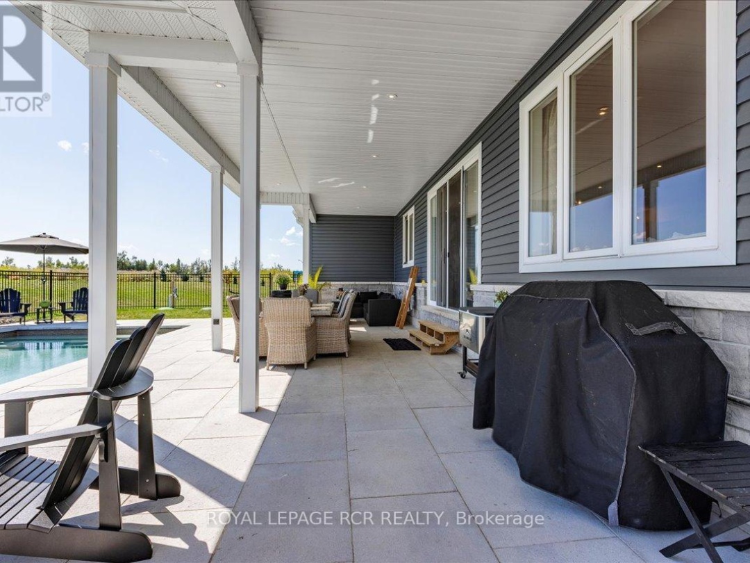 3 NIPIGON STREET, 
