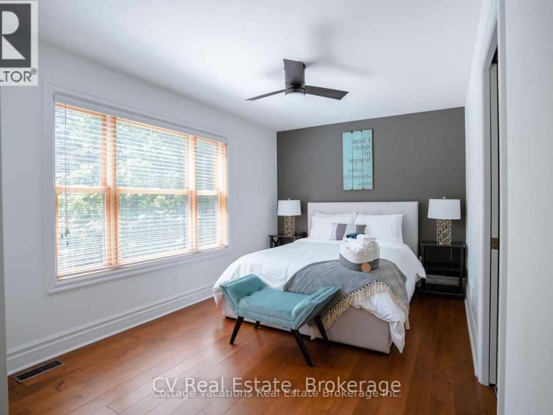 1016 LAWLAND HEIGHTS ROAD, Lake Muskoka
