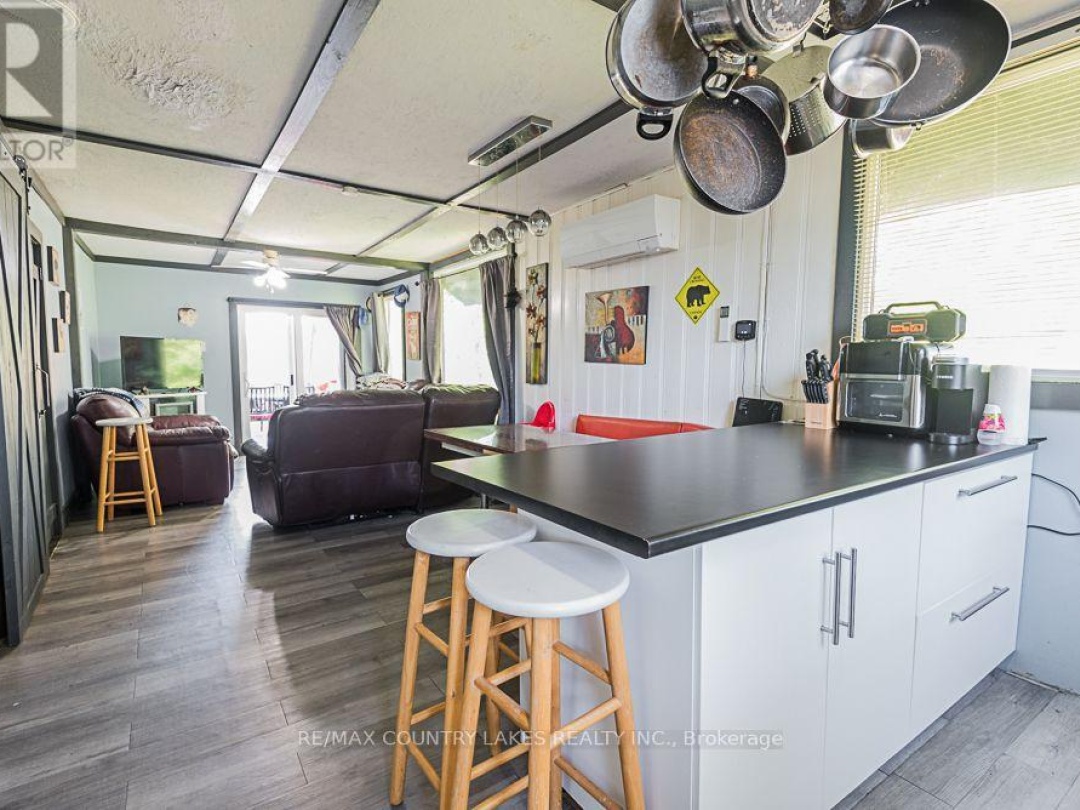 14 Hargrave Road, Mitchell Lake