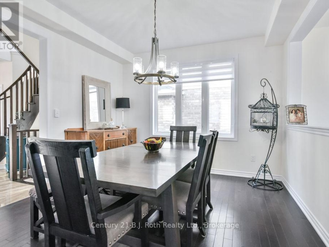 3040 Orion Boulevard, Orillia